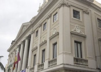 Adjudicado el pliego de emergencia del servicio de vigilancia a Cofer