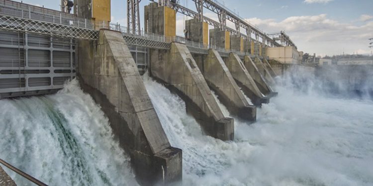 Las eléctricas ahora prefieren la hidráulica para mantener sus beneficios
