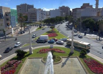 Comienzan las obras de remodelación y mejora en la fuente de las Puertas de Tierra en Cádiz capital