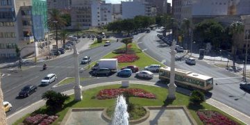 Comienzan las obras de remodelación y mejora en la fuente de las Puertas de Tierra en Cádiz capital