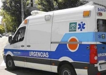 Herido tras sufrir una caída en el espigón de una playa de El Puerto de Santa María