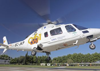 Fallece un hombre y una mujer resulta herida tras caer un turismo por un barranco en Cazorla
