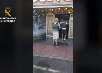 Simula su propio secuestro y le exige a su madre 50.000 euros para su liberación