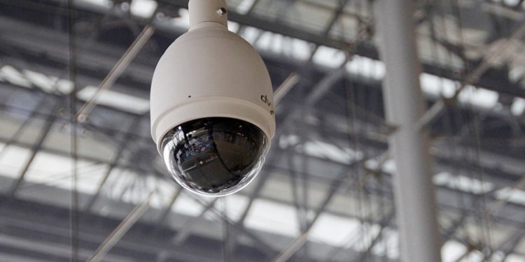 Condenan con 20.00 euros de multa a un restaurante por grabar las conversaciones de sus trabajadores