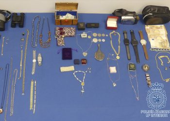 Recuperadas en Jerez joyas por valor de 200.000 euros sustraídas de casa de una señora recientemente fallecida