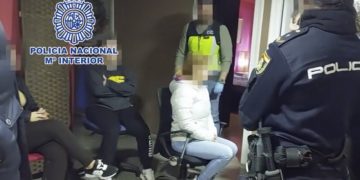 Detenida una pareja que creó una red de agencias de modelos para explotar sexualmente a más de 120 mujeres