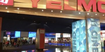 FACUA lleva a Yelmo Cines ante la justicia por prohibir el ingreso de comida y bebida externa a sus salas