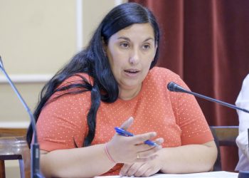 La Concejala de Enseñanza califica de «Parche» la Solución de la Junta de Andalucía para Combatir el Calor en los Centros Escolares