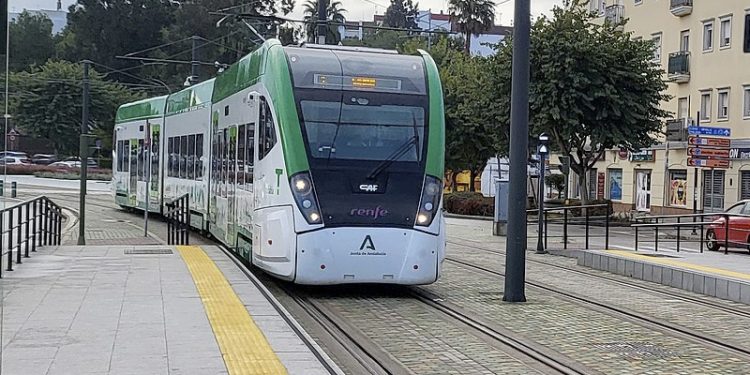 El Trambahía recibe el premio a la Mejor Obra Pública de Andalucía