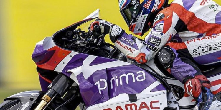 Jorge Martín gana la carrera al esprint en el Gran Premio de Francia