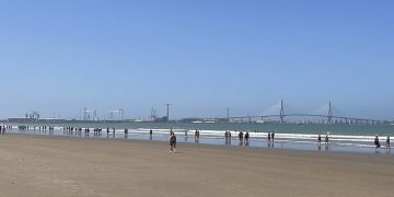 Fallece un hombre de 78 años en la playa de Valdelagrana. Ya van dos este mes